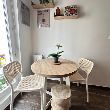 Modern Near Montmarte 2 Mins From Metro Chateau Rouge